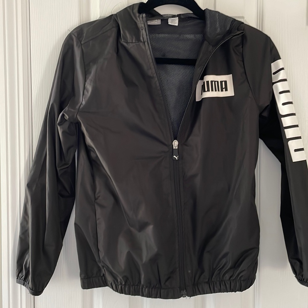 Puma youth windbreaker jacket size M